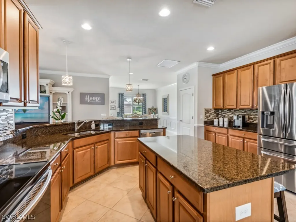 8050 Princeton Drive Naples FL 34104