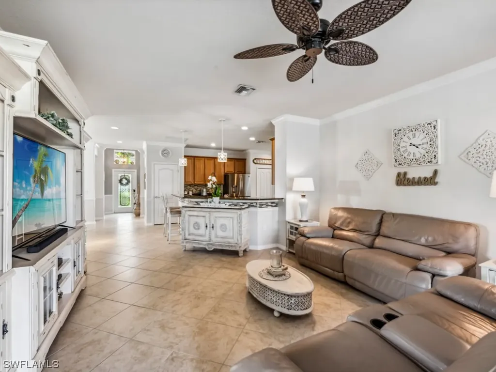 8050 Princeton Drive Naples FL 34104