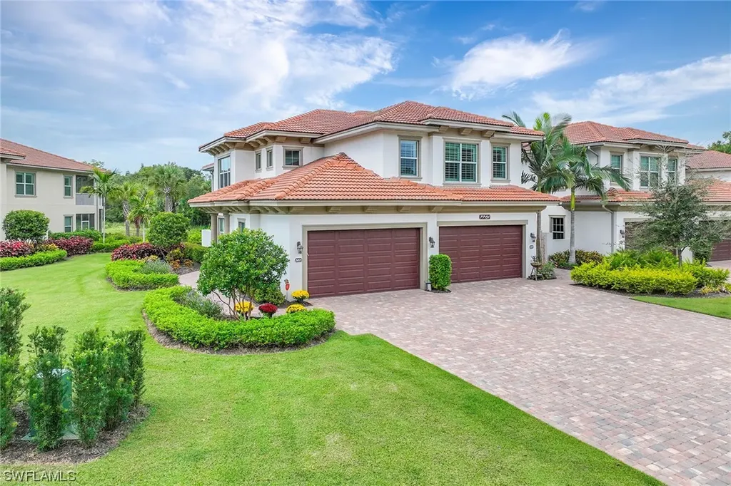 7781 Hawthorne Drive Naples FL 34113