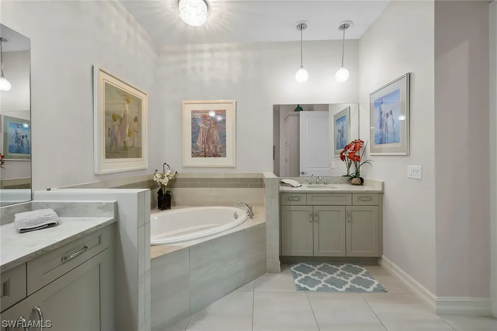 7781 Hawthorne Drive Naples FL 34113