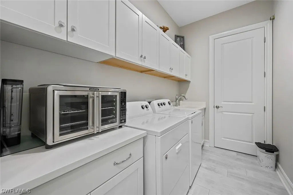 7781 Hawthorne Drive Naples FL 34113