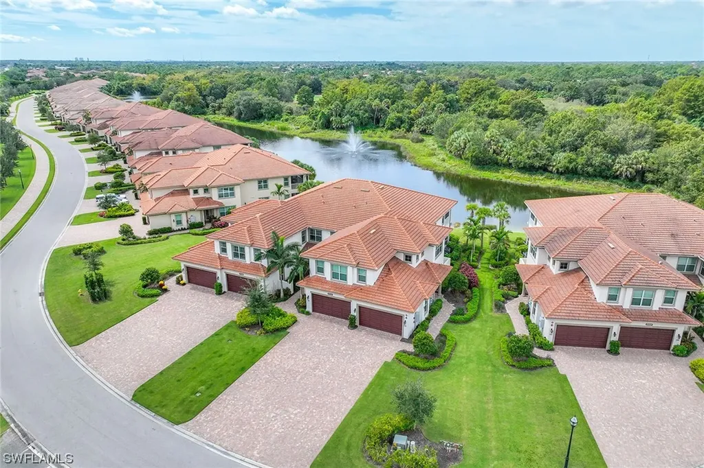 7781 Hawthorne Drive Naples FL 34113