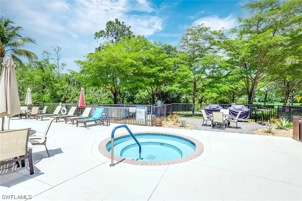 7781 Hawthorne Drive Naples FL 34113