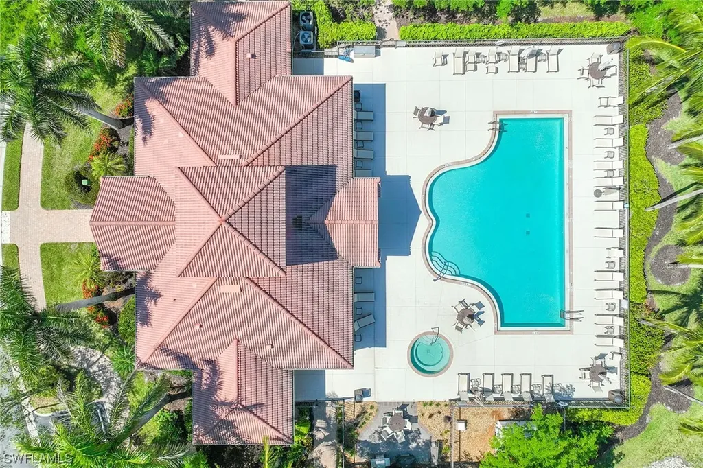 7781 Hawthorne Drive Naples FL 34113