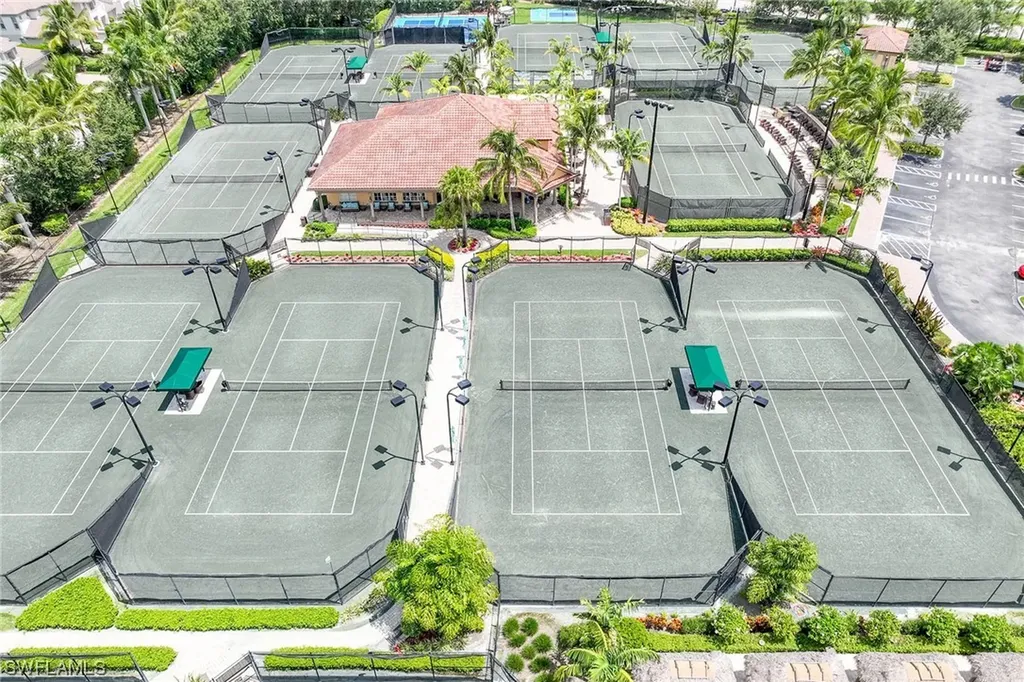 7781 Hawthorne Drive Naples FL 34113