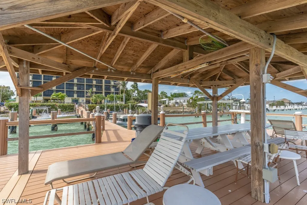 10 Tampa Place Marco Island FL 34145