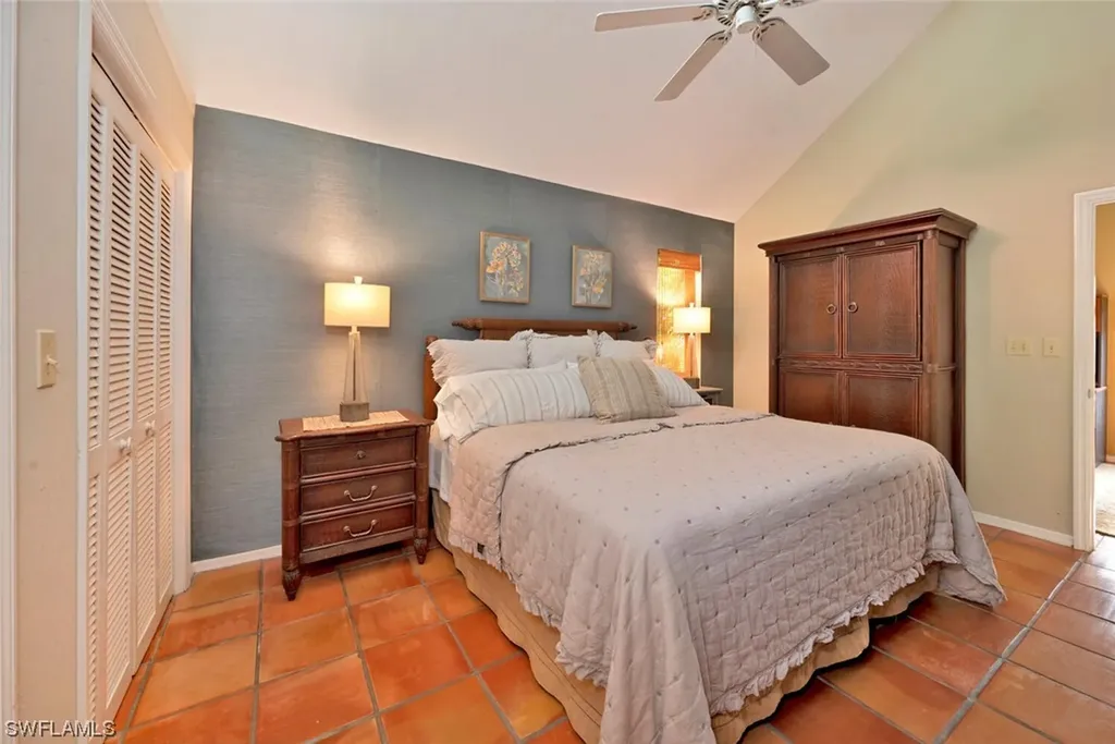 1245 Solana Road Naples FL 34103
