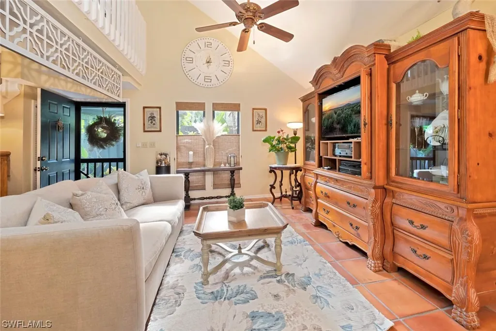 1245 Solana Road Naples FL 34103