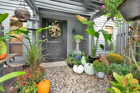 1245 Solana Road Naples FL 34103