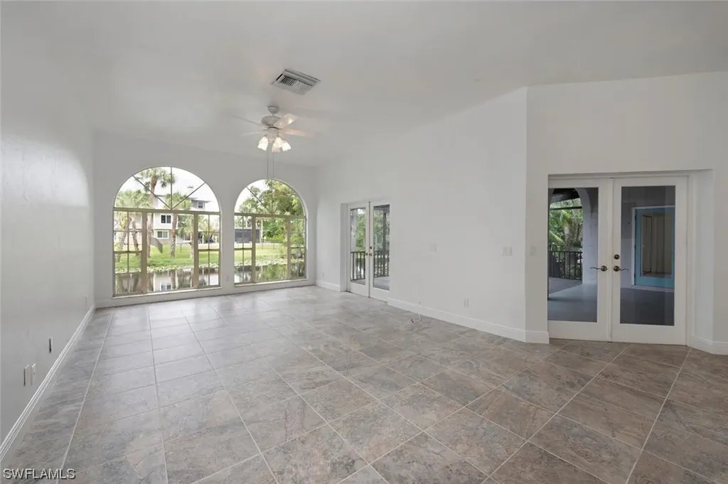 452 Sharwood Drive Naples FL 34110