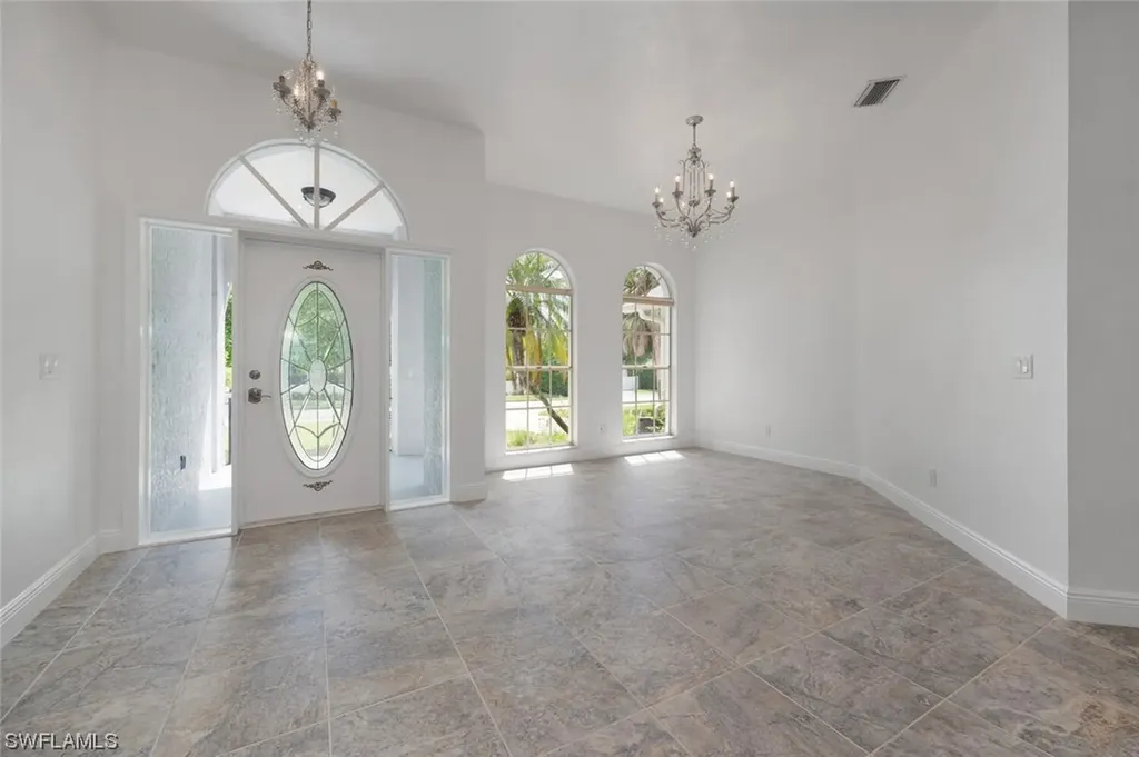 452 Sharwood Drive Naples FL 34110