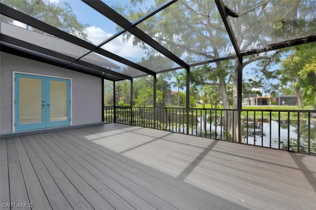 452 Sharwood Drive Naples FL 34110