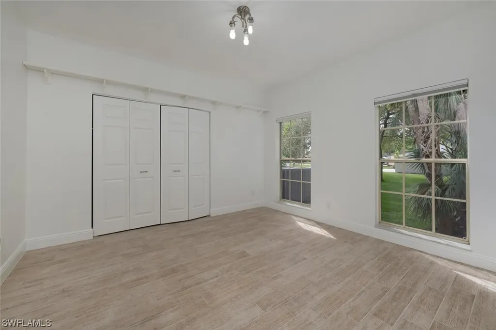 452 Sharwood Drive Naples FL 34110