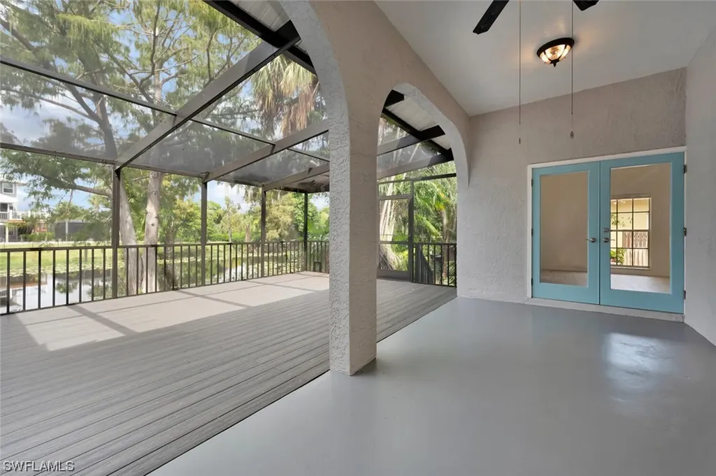 452 Sharwood Drive Naples FL 34110