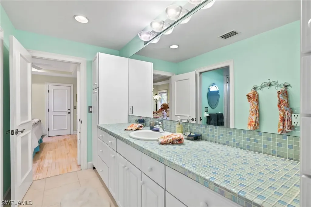 848 Birdie View Point Sanibel FL 33957