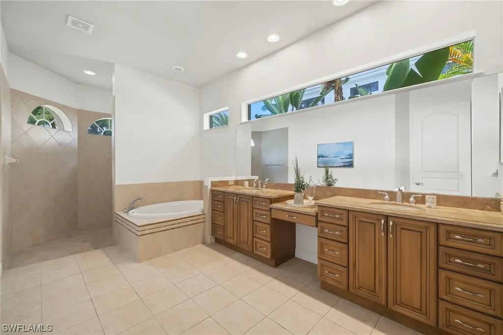 1955 Tarpon Road Naples FL 34102