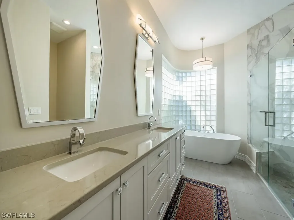 3450 Riviera Lakes Court Bonita Springs FL 34134
