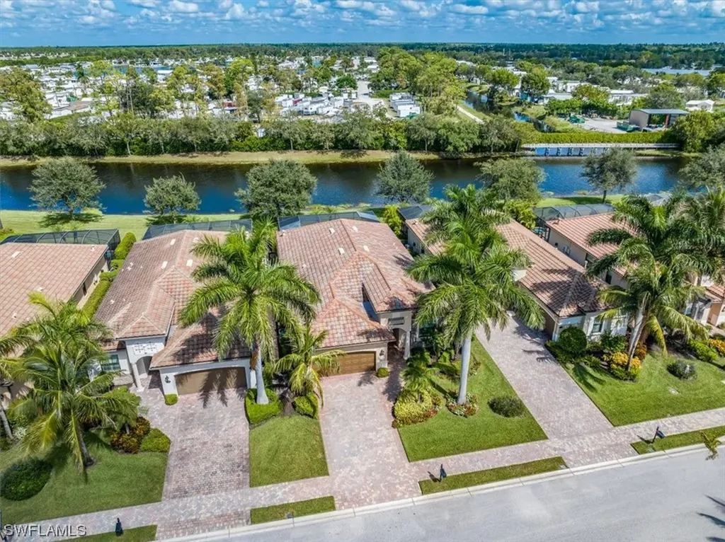 3022 Aviamar Circle Naples FL 34114