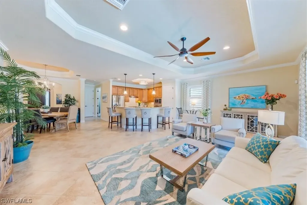 3022 Aviamar Circle Naples FL 34114