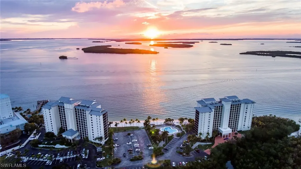 17170 Harbour Point Drive Fort Myers FL 33908