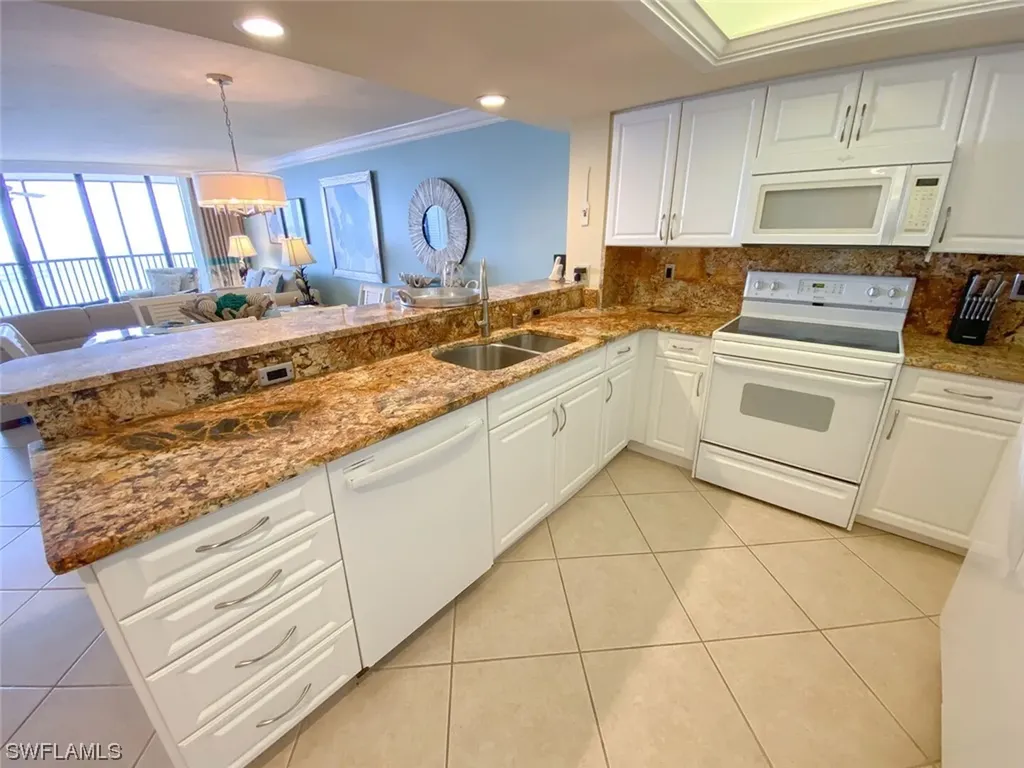 17170 Harbour Point Drive Fort Myers FL 33908