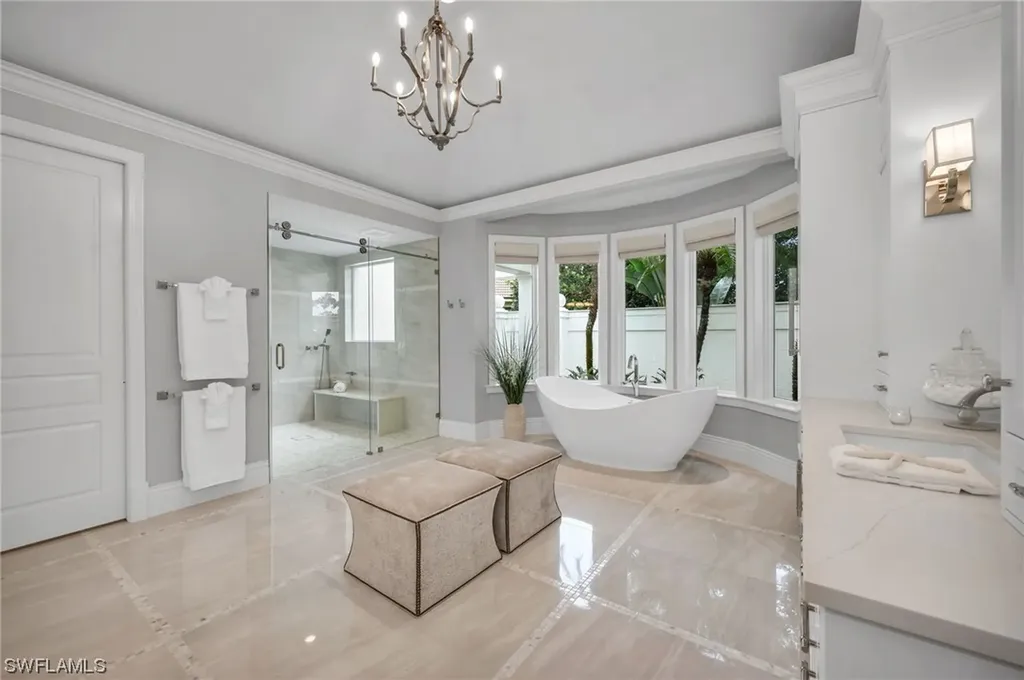 2812 Tarflower Way Naples FL 34105