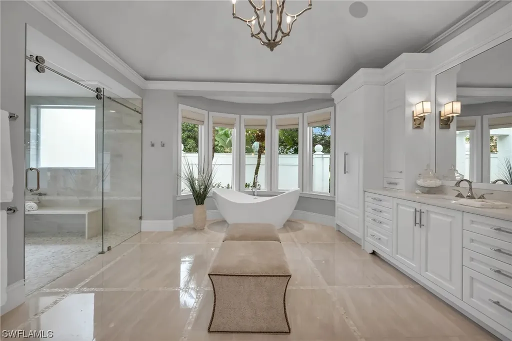 2812 Tarflower Way Naples FL 34105