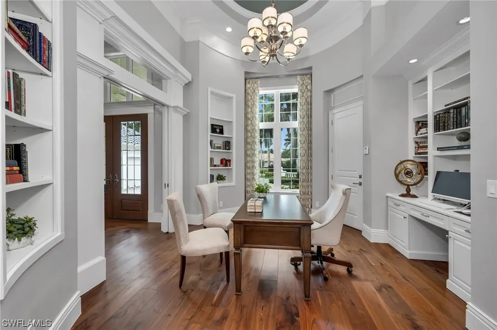 2812 Tarflower Way Naples FL 34105