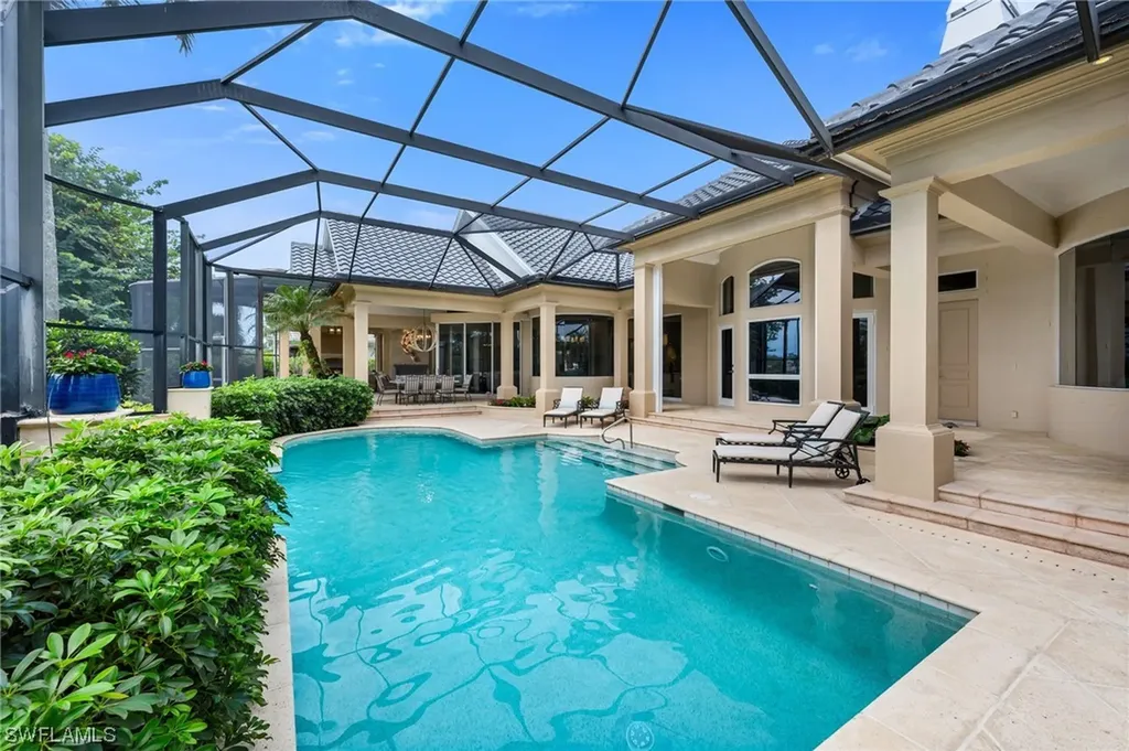 2812 Tarflower Way Naples FL 34105