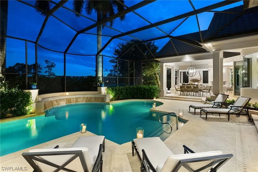 2812 Tarflower Way Naples FL 34105