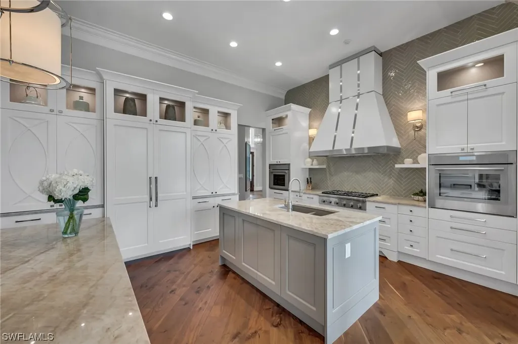 2812 Tarflower Way Naples FL 34105