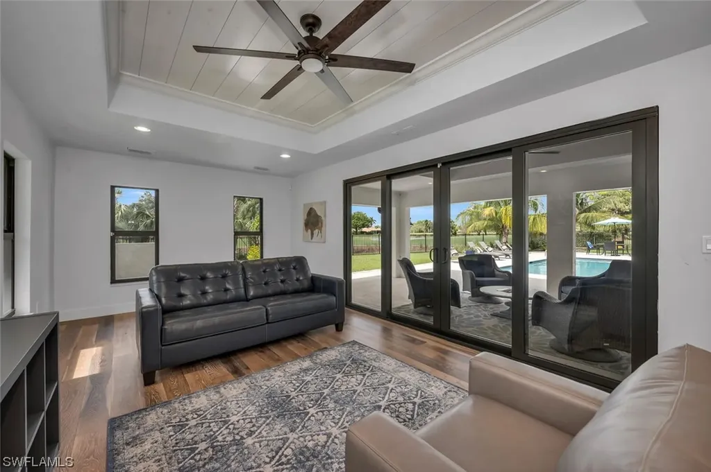 1974 Countess Court Naples FL 34110