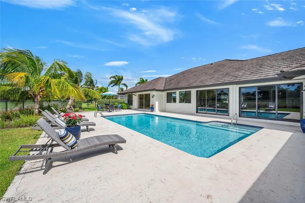 1974 Countess Court Naples FL 34110