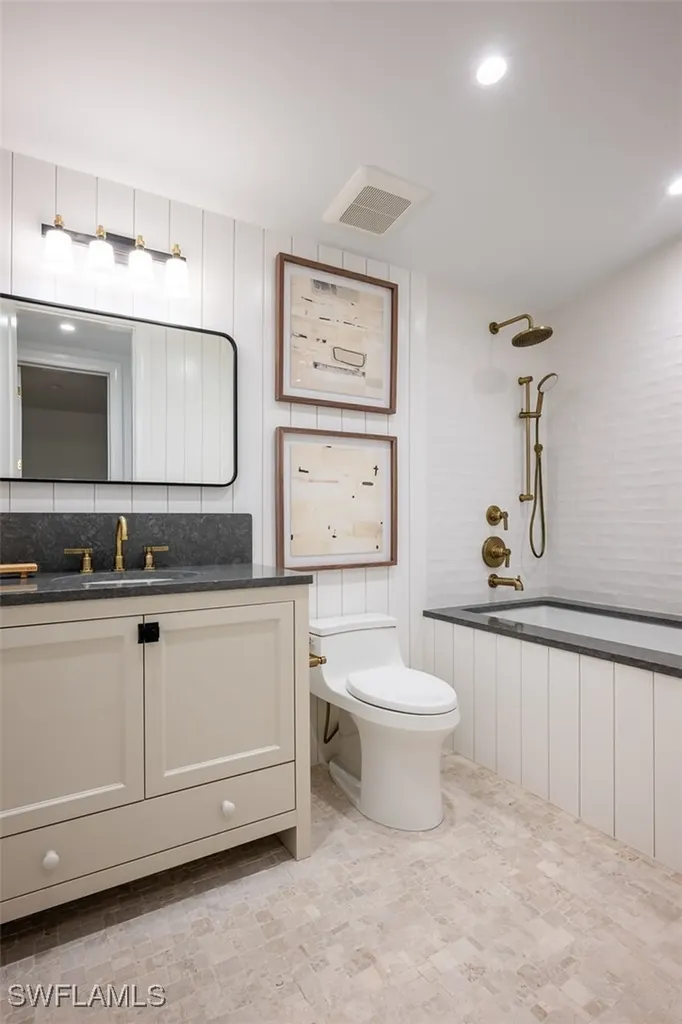 190 7th Avenue N Naples FL 34102