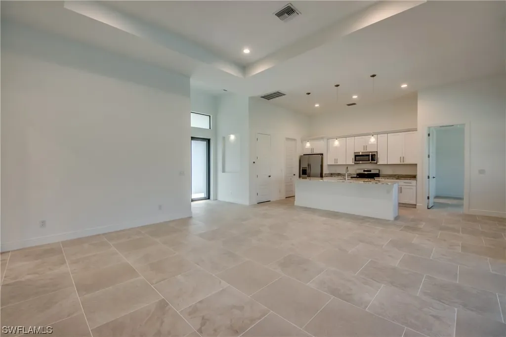 1221 SW 38th Terrace Cape Coral FL 33914