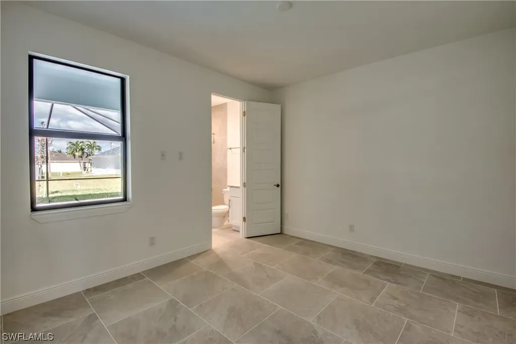 1221 SW 38th Terrace Cape Coral FL 33914