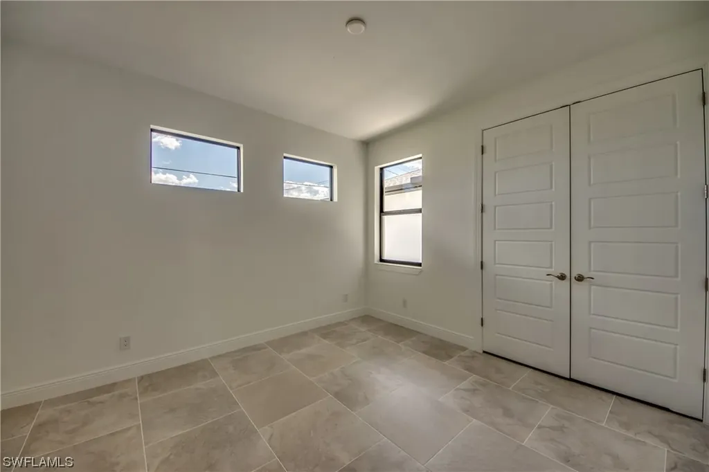 1221 SW 38th Terrace Cape Coral FL 33914