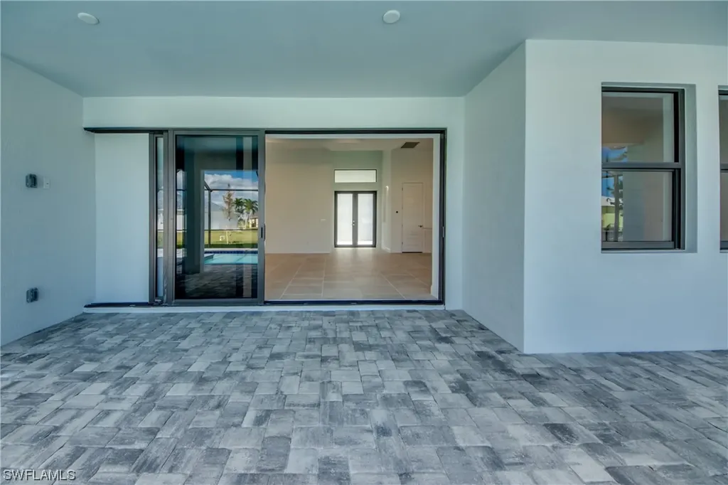 1221 SW 38th Terrace Cape Coral FL 33914