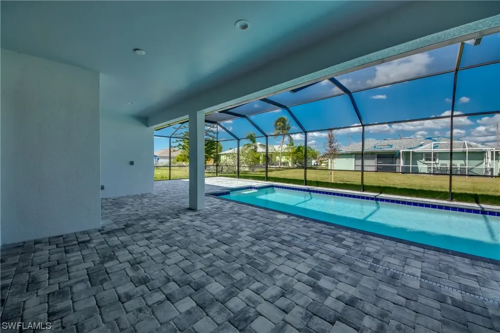 1221 SW 38th Terrace Cape Coral FL 33914