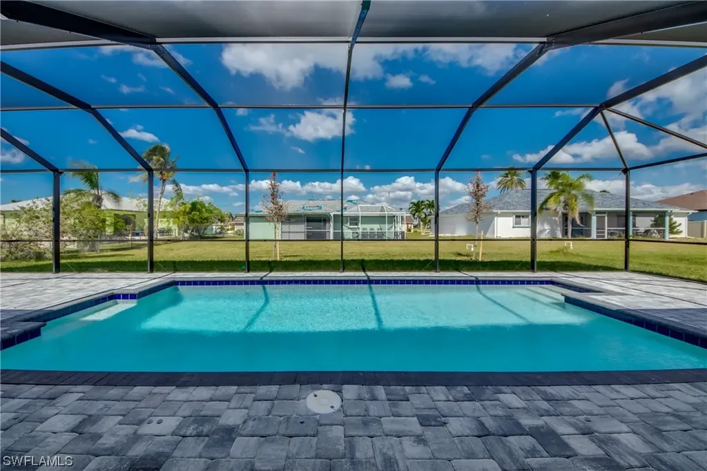 1221 SW 38th Terrace Cape Coral FL 33914