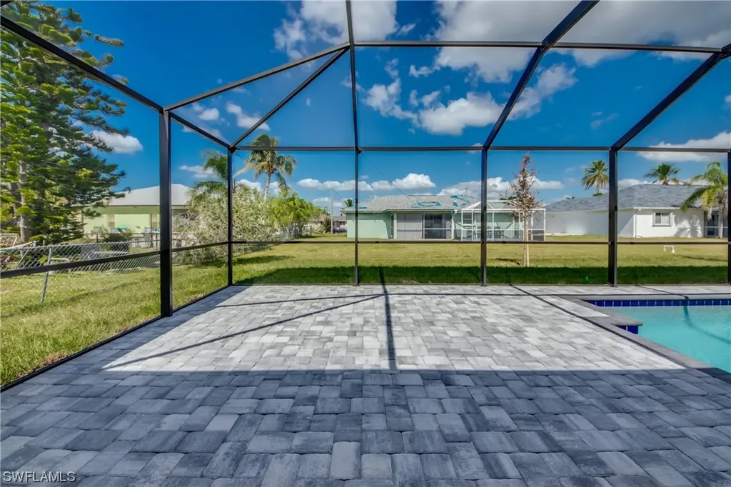 1221 SW 38th Terrace Cape Coral FL 33914