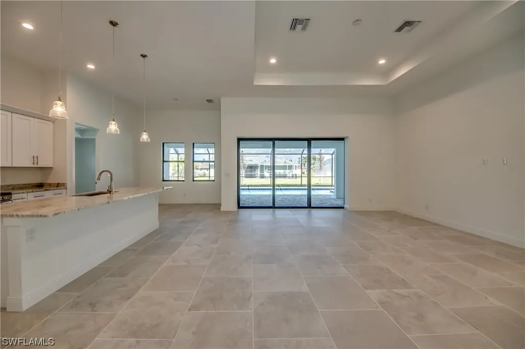 1221 SW 38th Terrace Cape Coral FL 33914