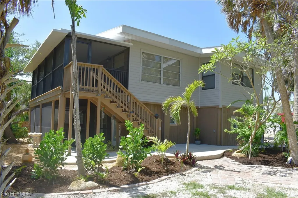 5370-5372 Palmetto Street Fort Myers Beach FL 33931