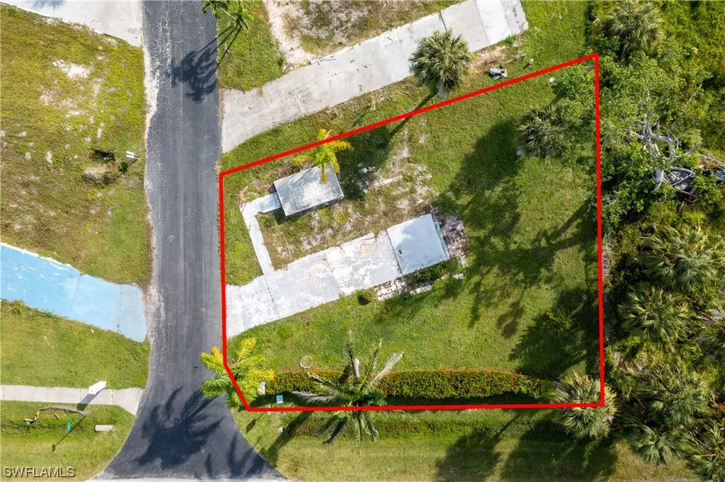 Fort Myers FL, 125 Ash Lane