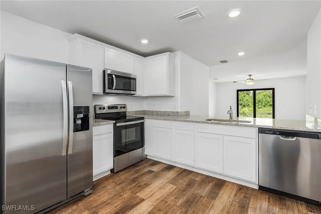 2611 NW 22nd Street Cape Coral FL 33993