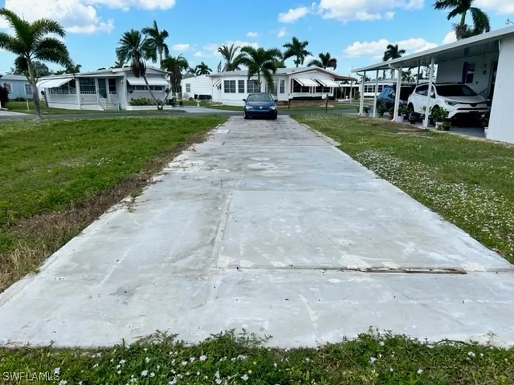 71 Gertrude Street Fort Myers FL 33908