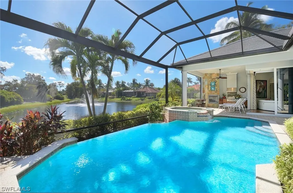 2906 Leonardo Avenue Naples FL 34119