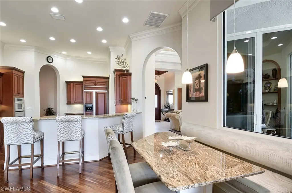 2906 Leonardo Avenue Naples FL 34119