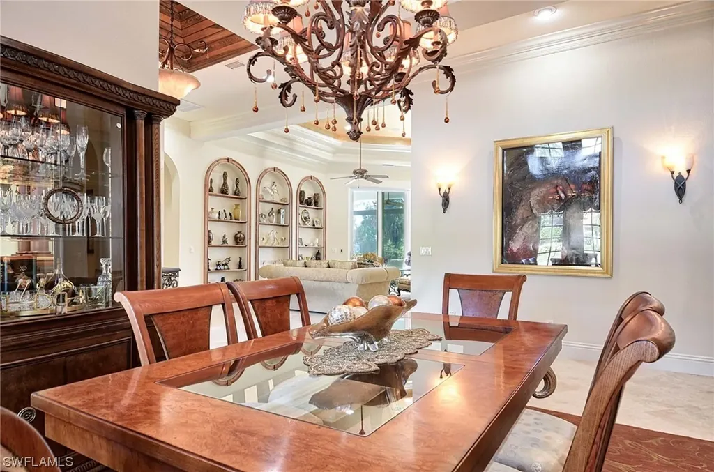 2906 Leonardo Avenue Naples FL 34119