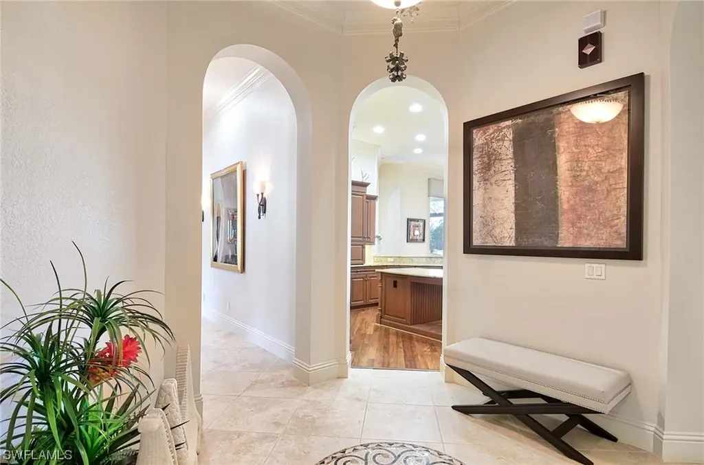 2906 Leonardo Avenue Naples FL 34119